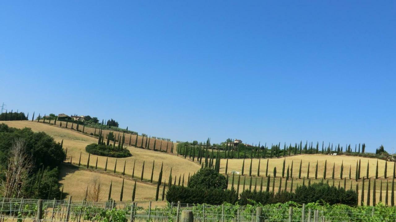 Appartamenti Ava E Tegrino Nell'Antica Dimora Di Fulignano サン・ジミニャーノ エクステリア 写真